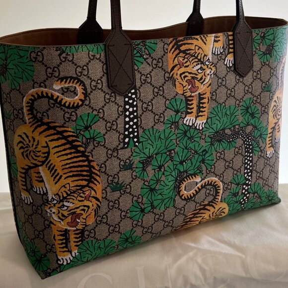 GUCCI BENGAL GG Supreme Tote (NWOT) - Picture 7 of 13